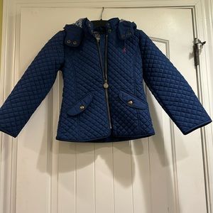 Joules quilted riding coat with snap closure, front pockets and hood